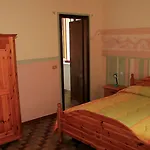 مزرعة للإقامة La Praduscella *